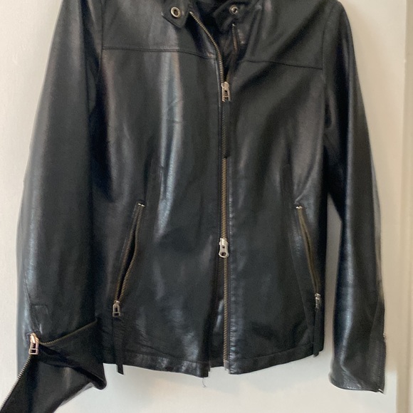 Danier leather jacket - Picture 5 of 7